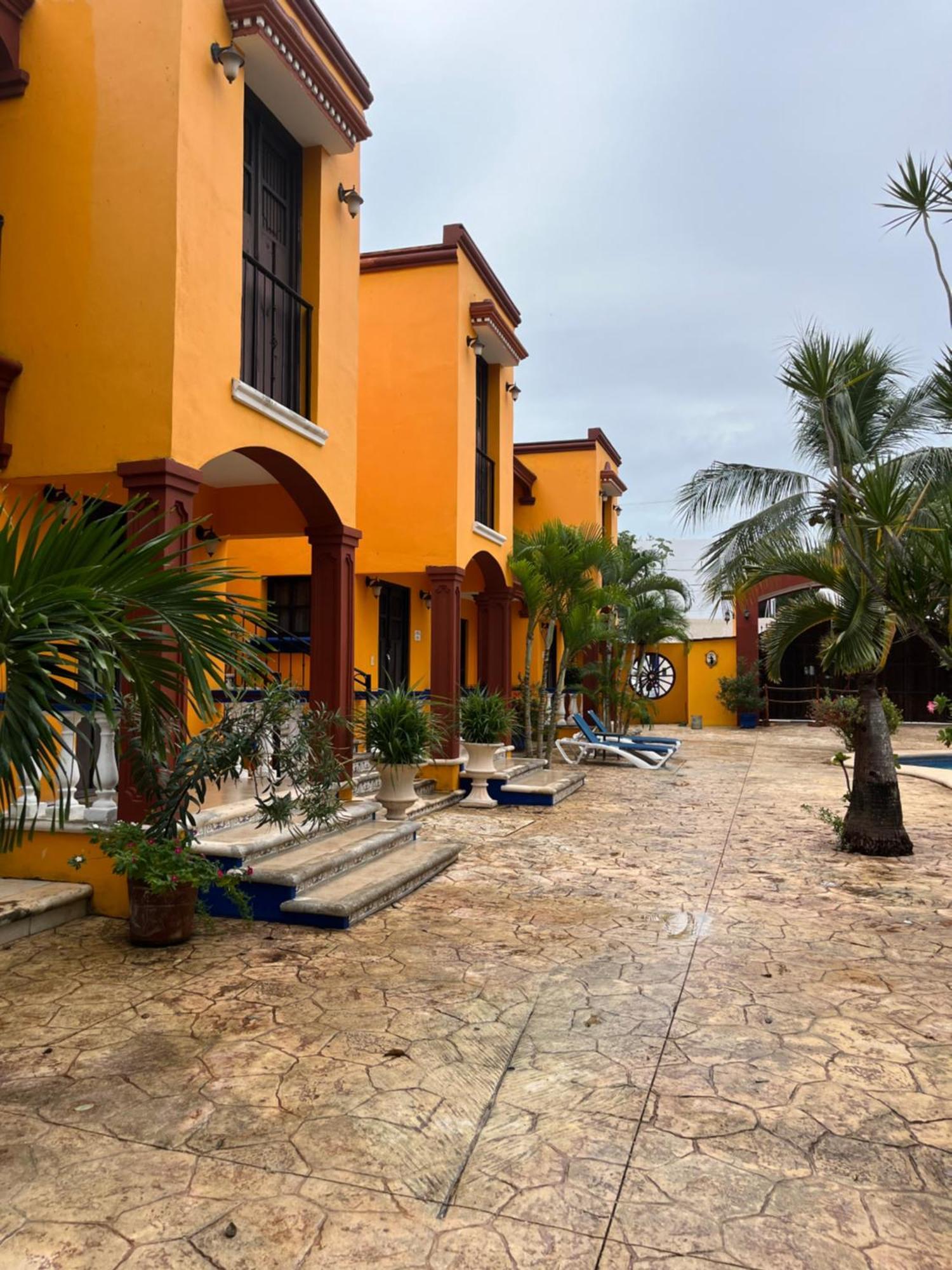 Hacienda Valentina Hotel Playa del Carmen Buitenkant foto